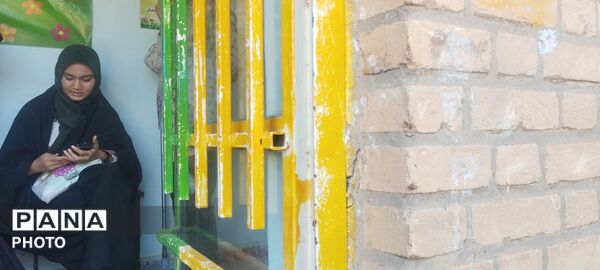 فعالیت گروه جهادی معلمان ناحیه چهار قم در روستاهای نیزار