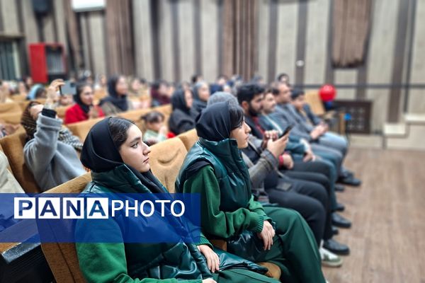 یلدا با نخستین جشنواره‌ هنرهای آوایی کانون ملائک در قرچک