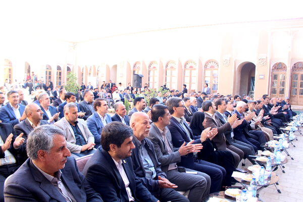 نشست خبری دومین اجلاس مجمع شهرهای تاریخی ایران در یزد 