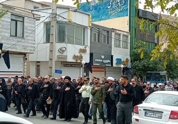 برگزاری مراسم پیاده‌روی جاماندگان اربعین درشهرستان فیروزکوه