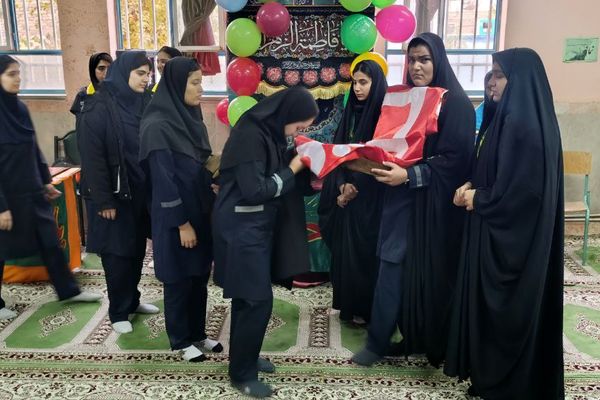 مدارس ورامین در سالروز ولادت حضرت زهرا(س) غرق در شور و جشن 