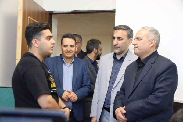 دیدار صمیمانه مدیر آموزش پرورش شهرستان‌های تهران با دانش‌آموزان اردوی مطالعاتی مدارس اسلامشهر