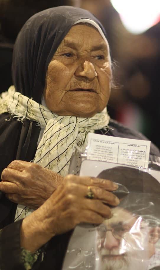 میدان مرکزی شهرستان بردسکن سیاه پوش شد