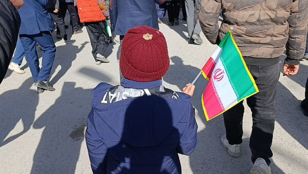 حضور گسترده مردم سفیددشت در راهپیمایی ۲۲ بهمن