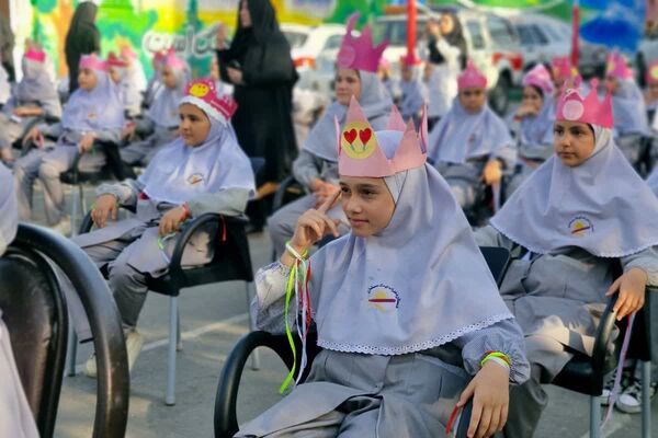 زنگ هفته سلامت روان در مدرسه کودک مسلمان قرچک به صدا در آمد