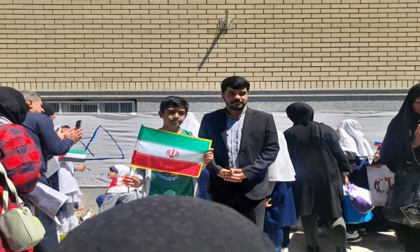 حضور پرشور کودکان آباده در راهپیمایی روز جهانی قدس