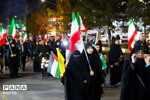 حضور دهه نودی‌ها در اجتماعات شبانه قم