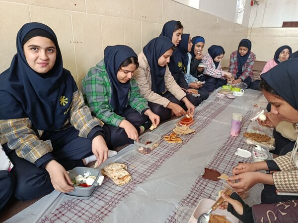 طرح مدام در دبیرستان فرزانگان 