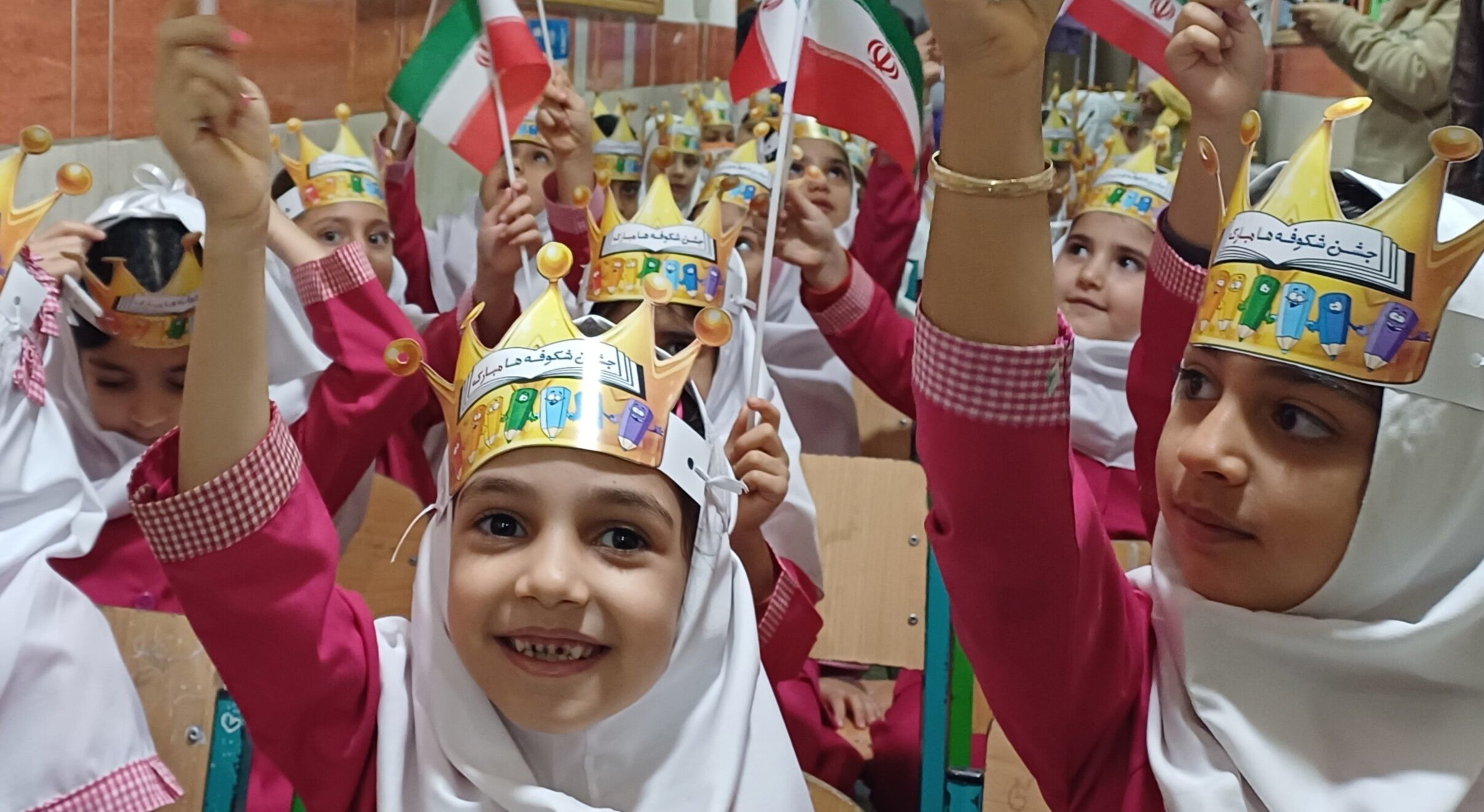 جشن شکوفه‌ها در خشکبیجار 
