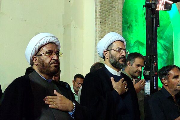 مراسم هفتمین روز درگذشت شهدای خدمت در حرم علی ابن حمزه (ع) شیراز