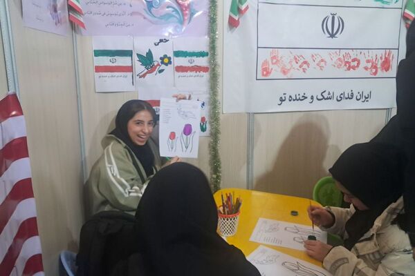 حضور دانش‌آموزان مدرسه طلیعه در نمایشگاه قرآن و عترت مجموعه ورزشی ایثار