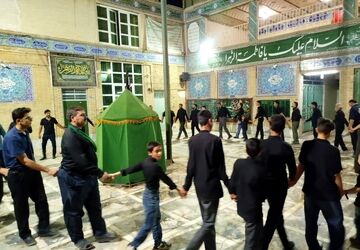  آیین سنتی «یاران عزای کیست» در زارچ