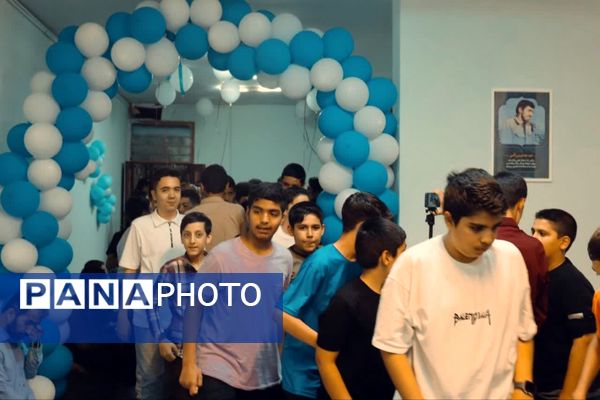 تقدیر از نوجوانان فعال پایگاه بسیج حضرت صاحب الزمان (عج)