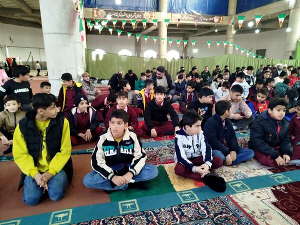 گرامیداشت سالروز ورود امام خمینی به میهن در نماز جمعه گلوگاه 