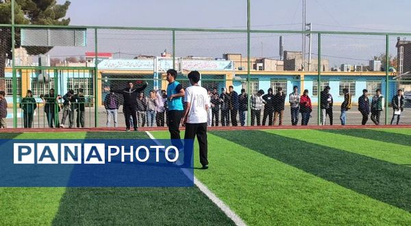 گذری بر فینال مسابقات فوتسال درون مدرسه دبیرستان شاهد ابوذر غفاری 