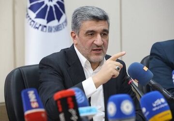 صیدی: بورس ۱۰۰ میلیارد دلاری در شأن اقتصاد ایران نیست