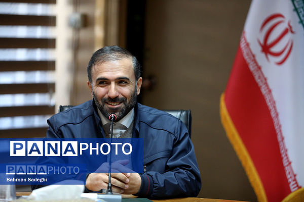 دیدار وزیر آموزش و پرورش با مسئولان اتحادیه انجمن‌های اسلامی دانش‌آموزی سراسر کشور