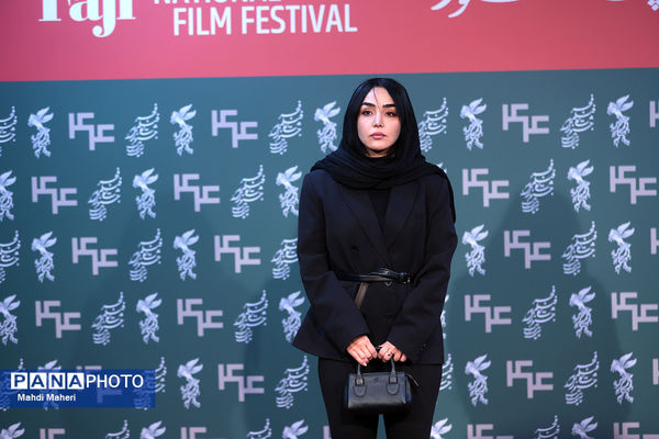 نشست نقد و بررسی فیلم «بیلبورد» در چهل و چهارمین جشنواره ملی فیلم فجر