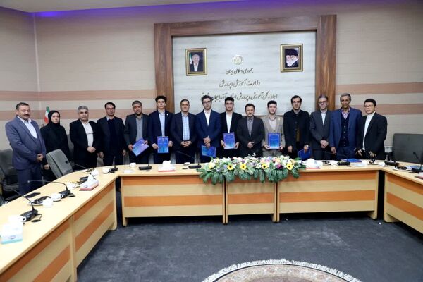 تقدیر از برگزیدگان جشنواره جوان خوارزمی استان آذربایجان شرقی