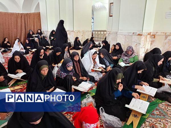 محفل انس با قرآن در آخرین روز از ماه مبارک رمضان