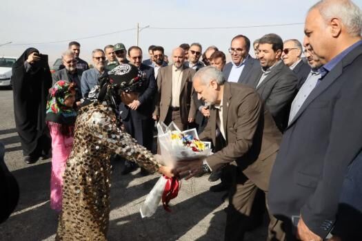 وزیر آموزش‌وپرورش وارد اسدآباد شد؛ افتتاح سه پروژه آموزشی، ورزشی و فرهنگی در دستور کار