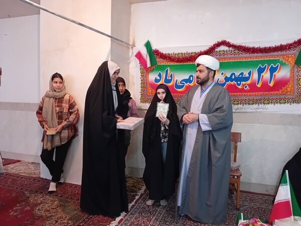 نشست بصیرتی پایگاه پنج تن سملقان