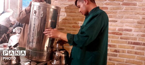 چایخانه حضرت زهرا در نود و هشتمین شب 