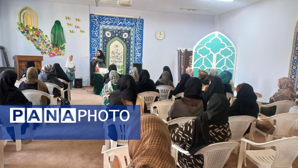 جلسه آموزش خانواده در دبستان لطیفه 