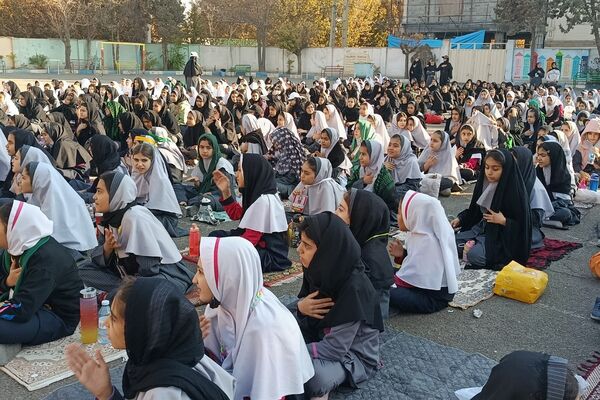 برگزاری ایام فاطمیه در مدارس شهرستان شهریار با شکوه هر چه تمام