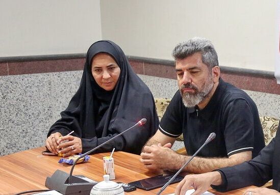 اجرای ویژه برنامه‌های هنری و آیینی متناسب با مراسم تشییع رهبر شهید انقلاب در خیمه هنر قم