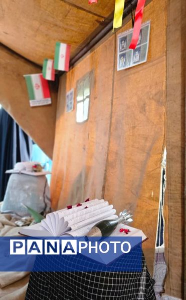 جشن مهر و مقاومت در دبیرستان حضرت زینب(س) ابرکوه برگزار شد