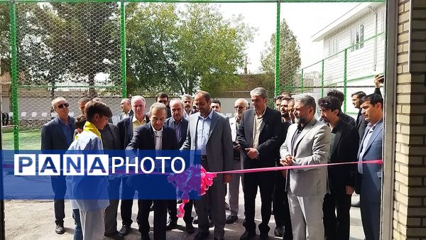 آیین افتتاحیه کارگاه و زمین چمن هنرستان تخصصی خودرو برادران نیشابور 