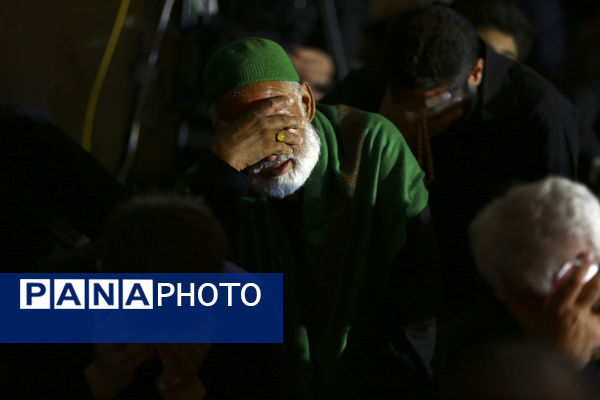 حال و هوای مسجد جمکران در شب عاشورای حسینی(ع)