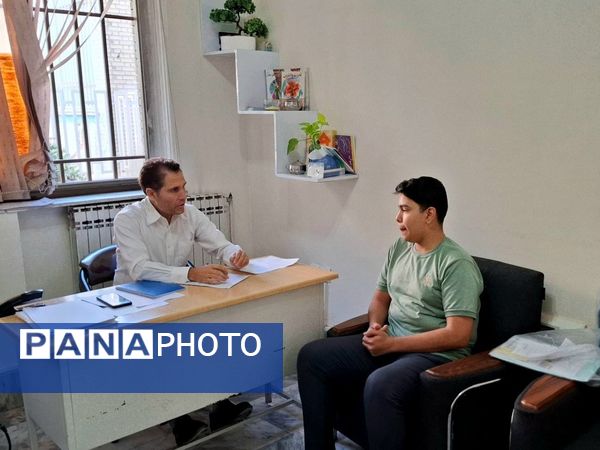 موفقیت دانش‌آموزان ناحیه ۲ در کنکور ‌۱۴۰۴ و انتخاب رشته در مرکز مشاوره رضوان