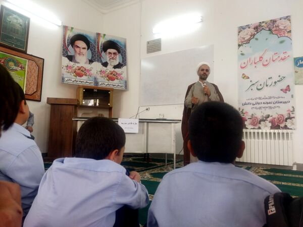 برگزاری طرح کشوری قاضی مدرسه در دبیرستان نمونه دانش 