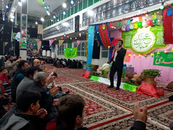 تکیه حسینی غرق در شادی علوی