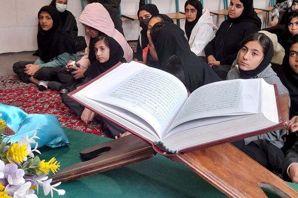 جشن روز مادر در مدارس شهید سرافراز و تربیت اسلامشهر