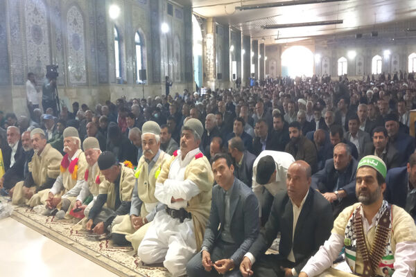 اقامه آخرین نماز جمعه ماه مبارک رمضان با حضور چشمگیر مردم یاسوج