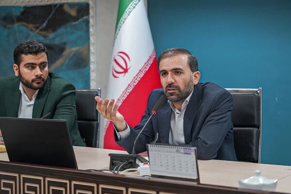 نشست رئیس انجمن اسلامی کل کشور با مسئولان انجمن‌های اسلامی استان کرمانشاه 