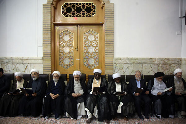 مراسم بزرگداشت والده «سید حسن نصرالله» در قم