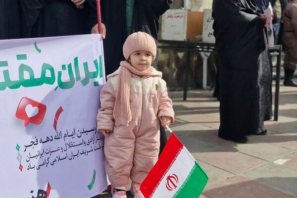 ۲۲ بهمن، میعادگاه حضور آگاهانه مردم قرچک در صحنه