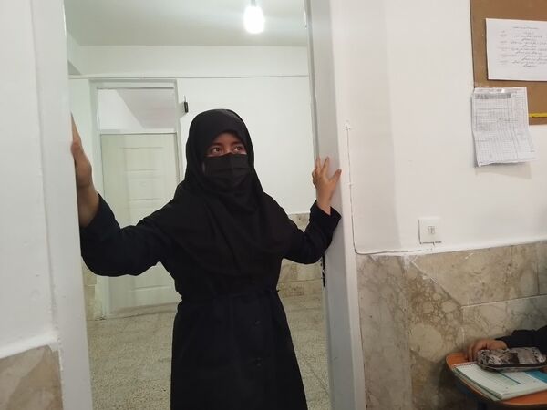 بیست و ششمین مانور سراسری زلزله در دبیرستان دخترانه فاطمیه