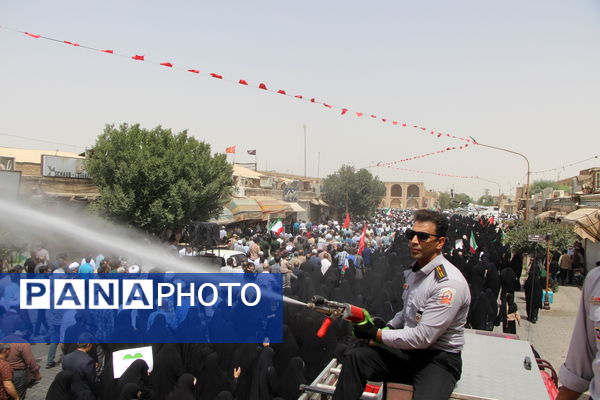 تشییع شهدای حمله رژیم صهیونیستی در یزد