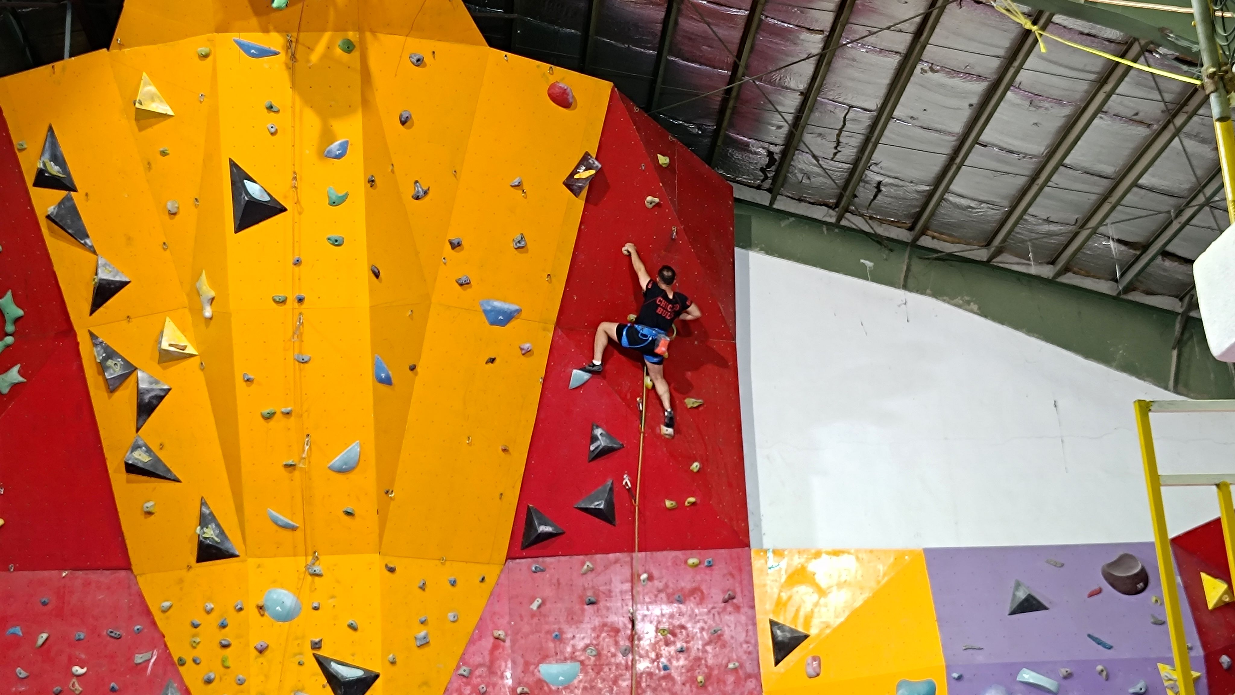 معرفی ورزش سنگ‌نوردی به دانش‌آموزان کهگیلویه و بویراحمد