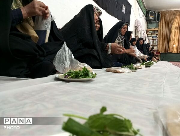 قرائت دعای ندبه در نیشابور