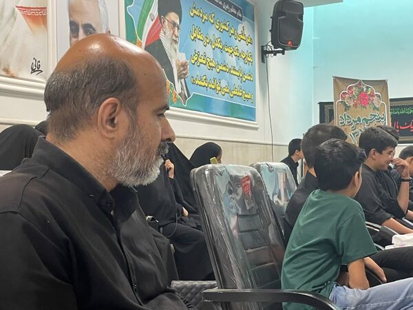 دیدار اعضای بسیج دانش آموزی و اعضای انجمن اسلامی با امام جمعه شهرستان کاشمر 