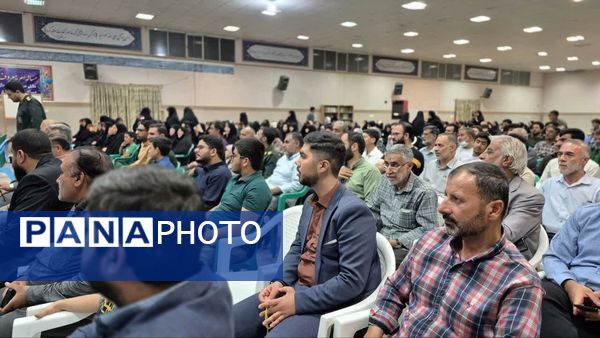 همایش جهادگران و گرامیداشت هفته بسیج سازندگی در کاشان 