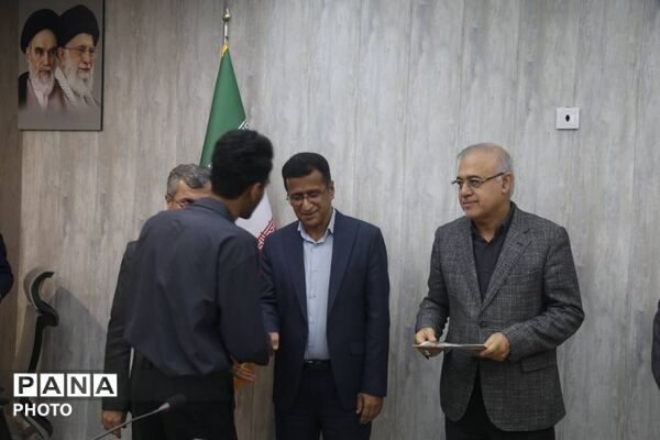 پنجمین نشست شورای آموزش‌وپرورش هرمزگان