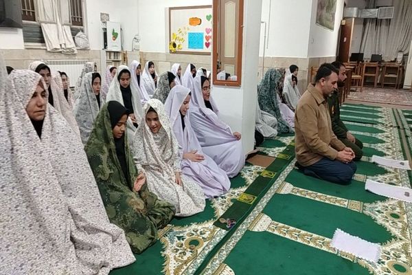 جلسه بصیرتی  در آموزشگاه شهید مجید دهنوی