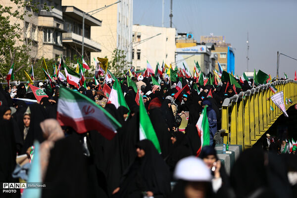 رزمایش «دختران جان فدای ایران»